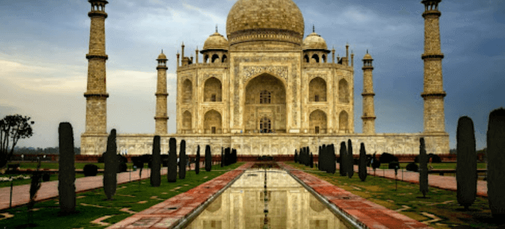 Shemale dating in India